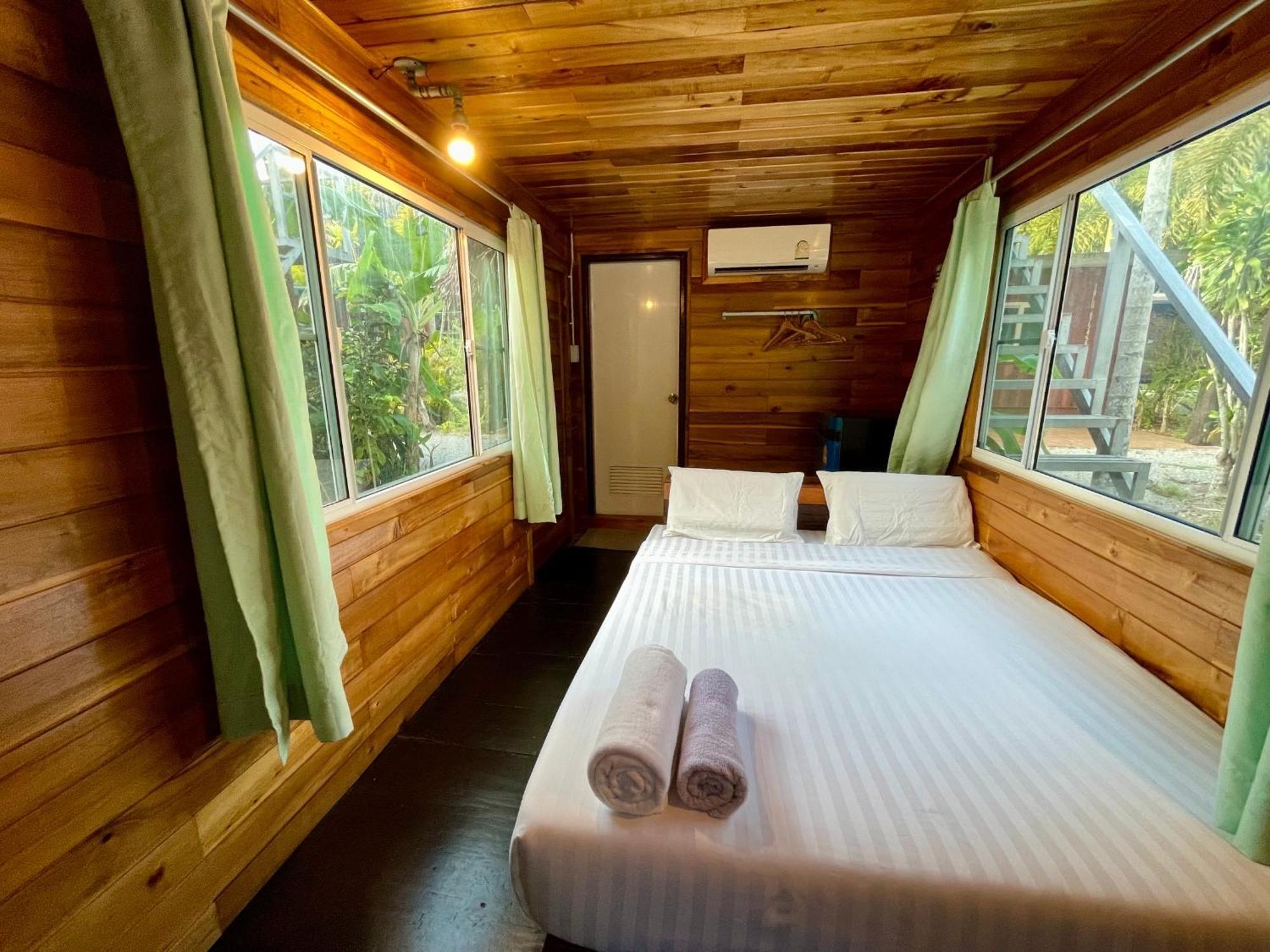 The Camper Lodge Khao Sok Ban Bang Bon Eksteriør billede