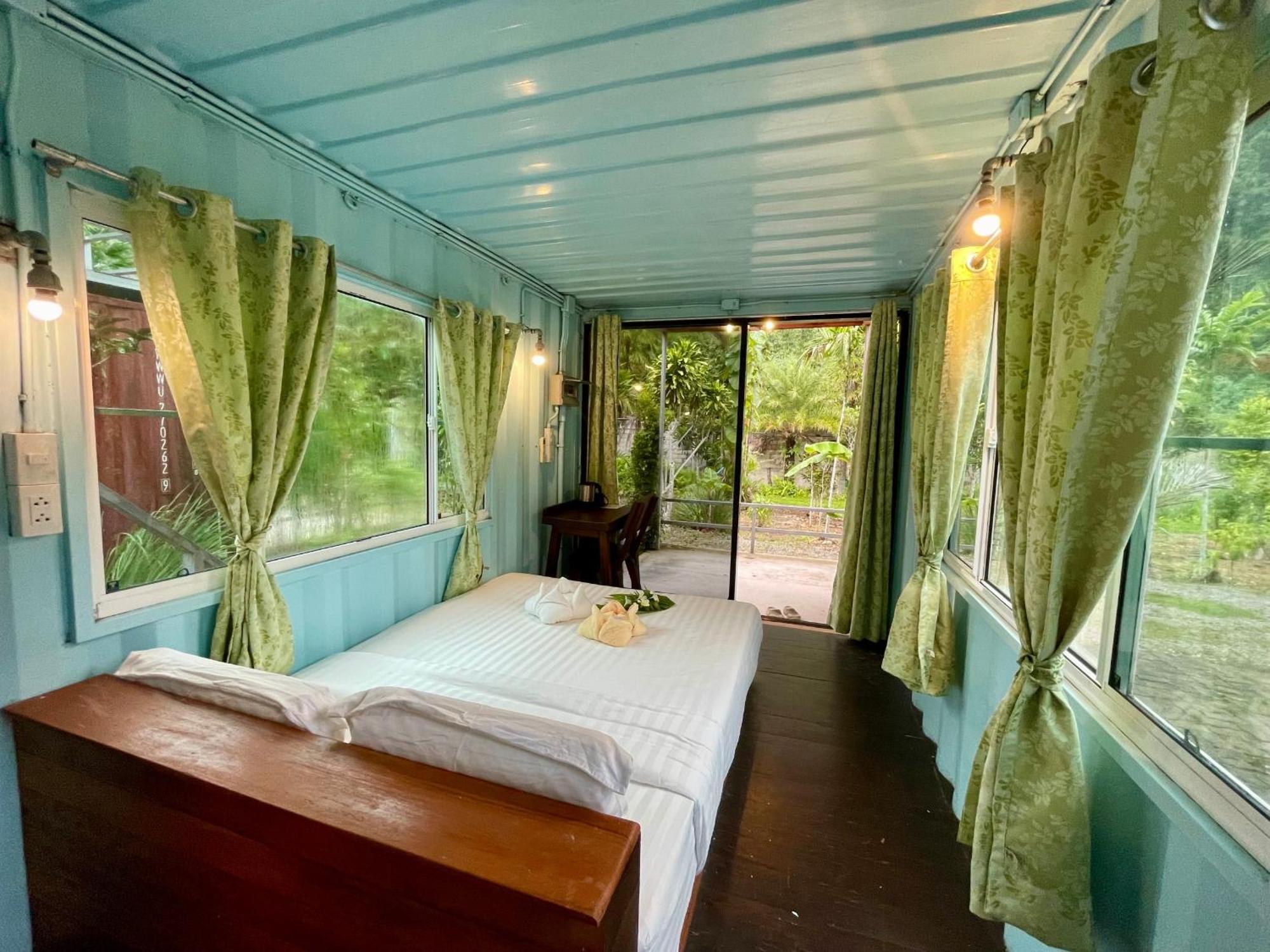 The Camper Lodge Khao Sok Ban Bang Bon Eksteriør billede
